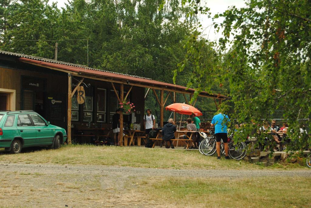 Hotel Camp Telc - U Rostenky Habitación foto